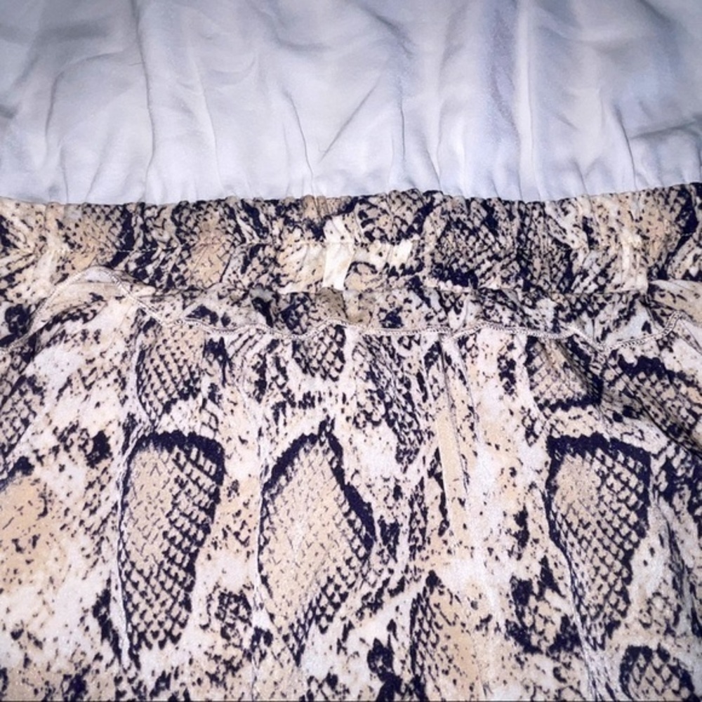 Printed romper - Picture 7 of 15